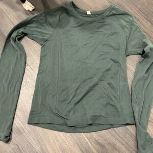 Athleta Deep Green Long Sleeve Top